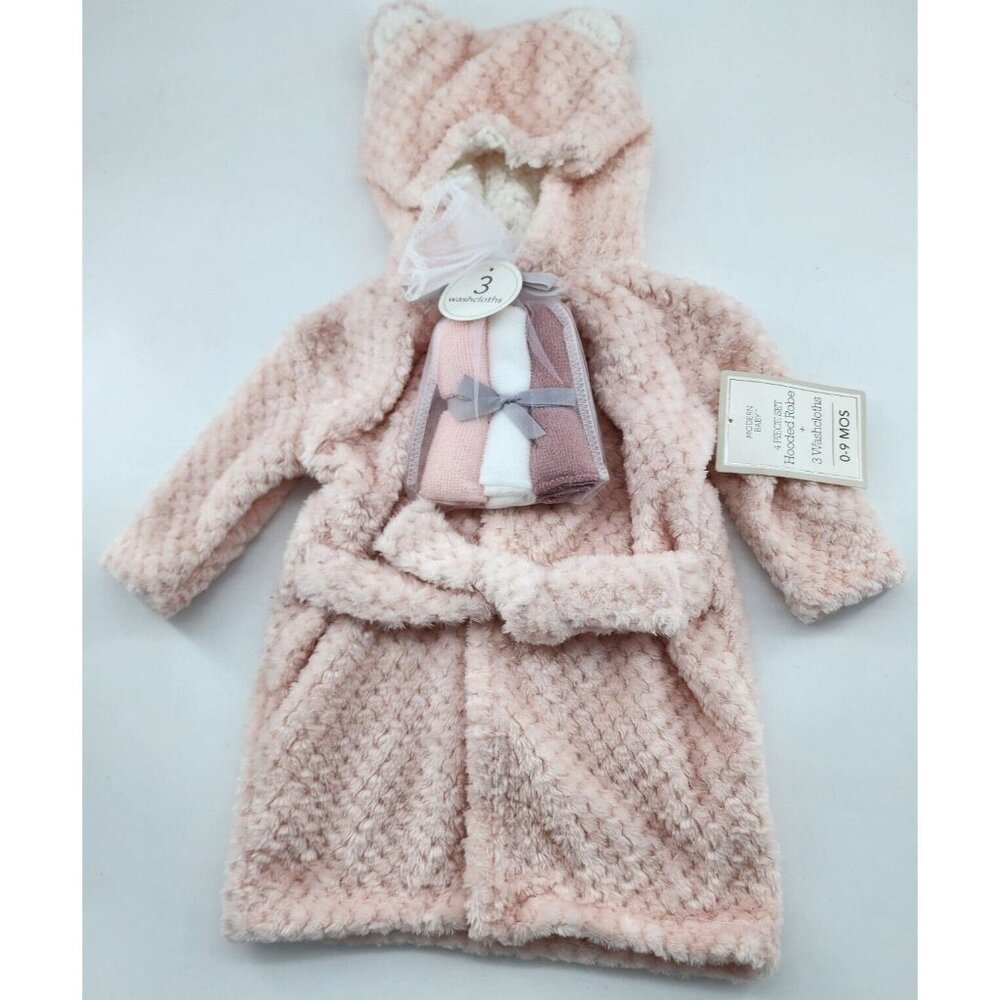 NWT Modern Baby Pink 4 Piece Set Hooded Bathrobe + 3 Washcloths Size 0-9 Months